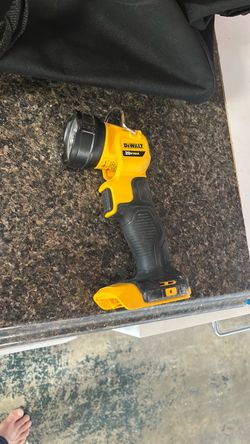 DEWALT 20V MAX Cordless Work Light