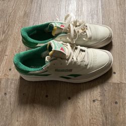 Green Color way Reeboks Size 12 Unworn