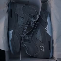 Jordan 5 Wolf grey size 8