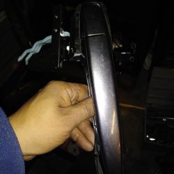 Toyota Camry 2007- 2011 door lock, handle, lock and link. Japan