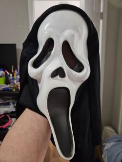 killer GhostFace from the movie Scream