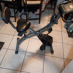 Exercise Bike! Excellent Condition 