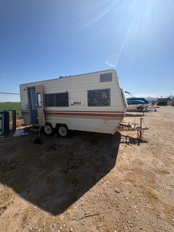 18 ft Rv/mobile camping trailer