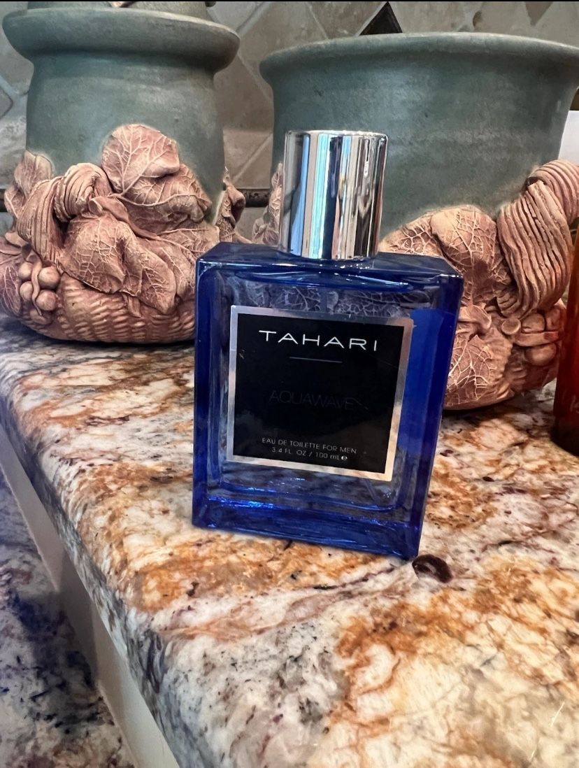 Tahari Aqua Wave Eau de Toilette for Men – 3.4 fl oz / 100 mL