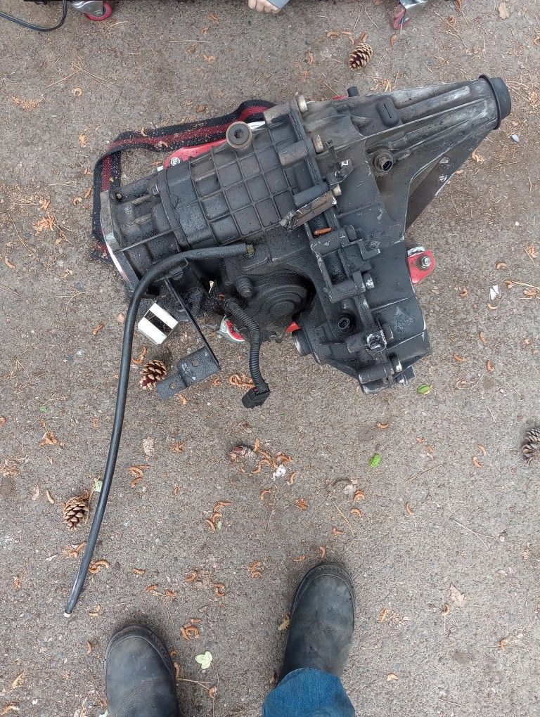 2005 Suburban Transfer Case Np 246