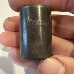 Snap-On tools 1/2" drive 11/16" SAE 6 point Impact Socket IM220