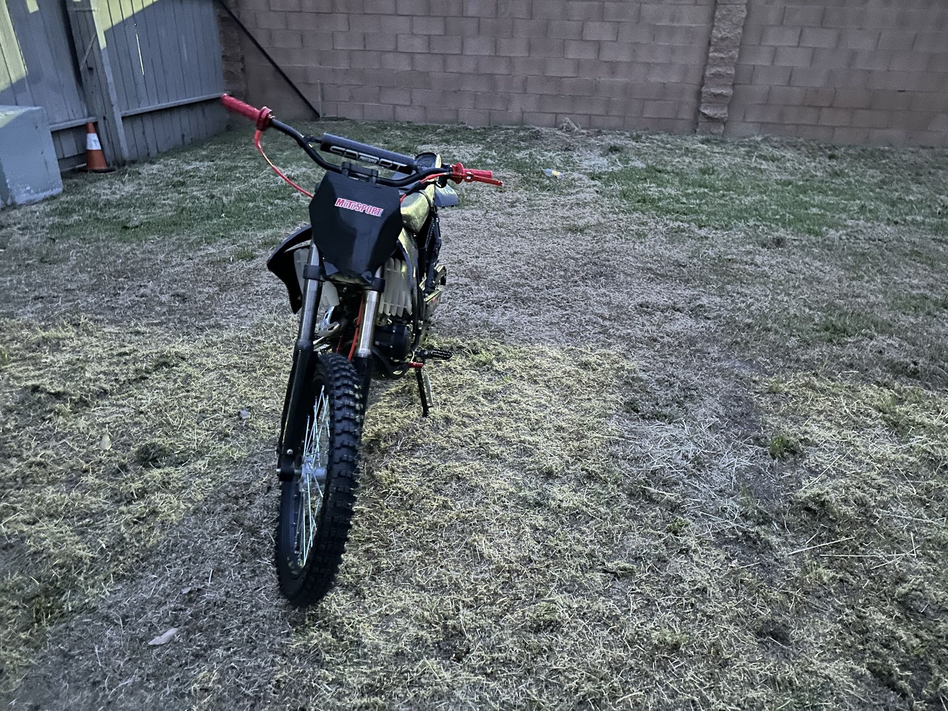 Apollo 250rx Dirt Bike for Sale in Long Beach, CA OfferUp