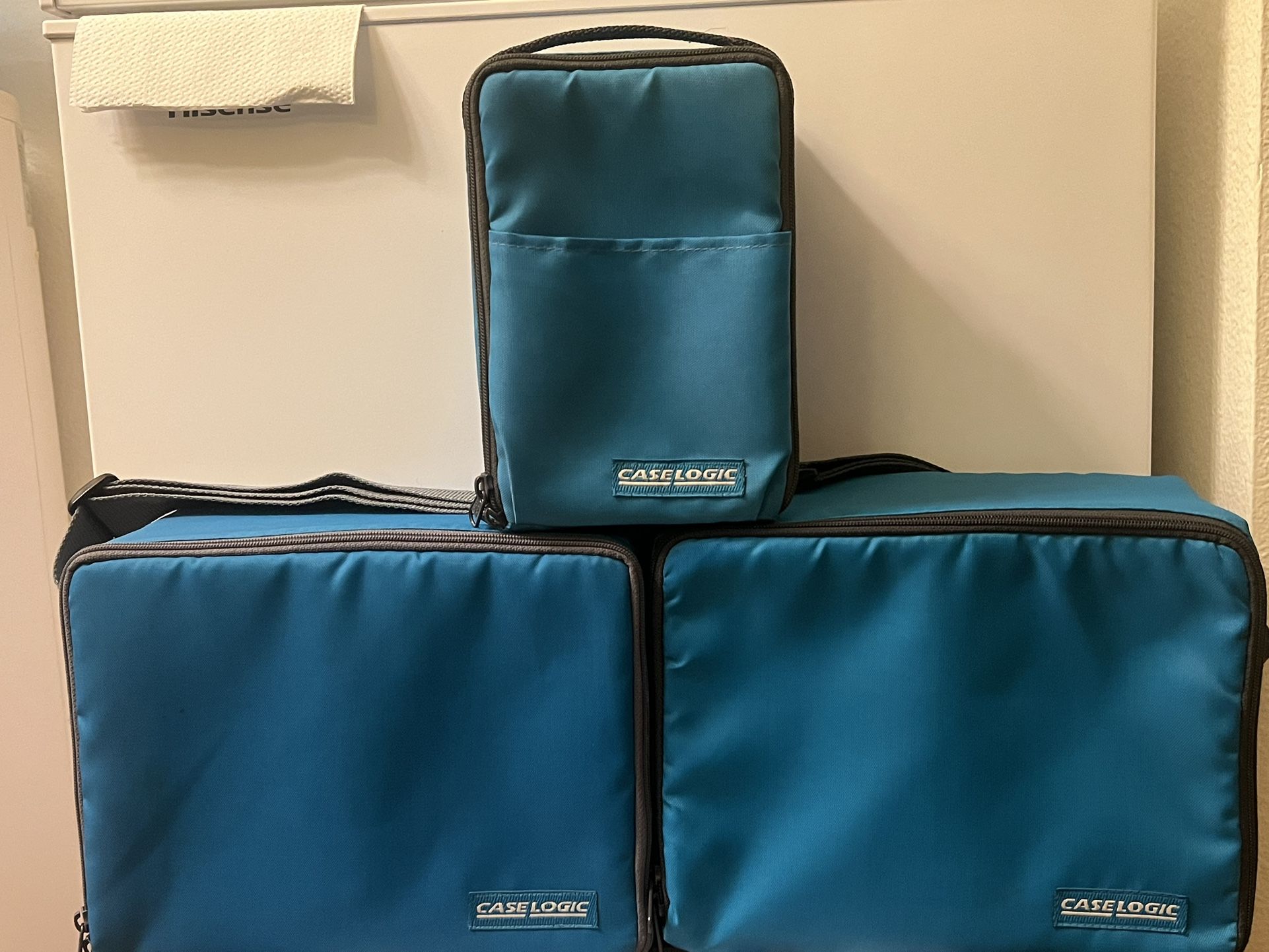 3 Case Logic Vintage Cd Holders