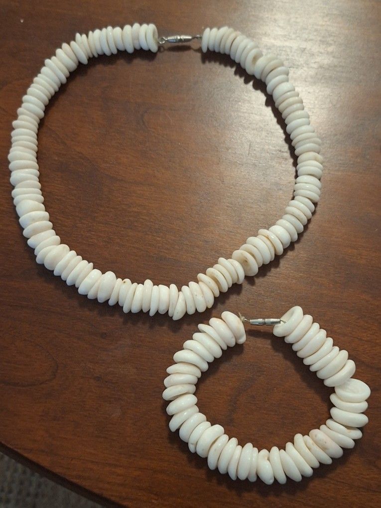 Hawaiian Puka Shell Necklace Braclet Set
