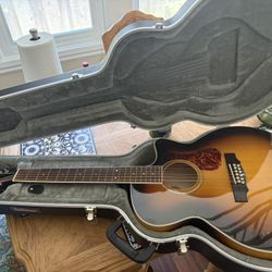 12 String Guitar 