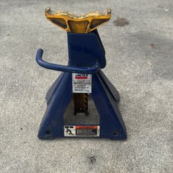 Lincoln 2-ton capacity jack stand, model 93505. 