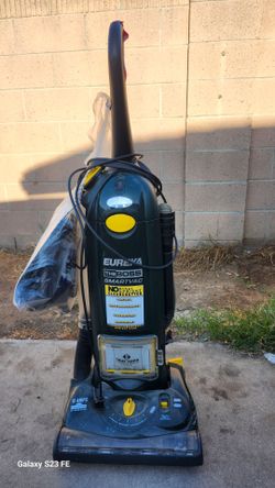 Eureka The Boss SmartVac (Model 4870)