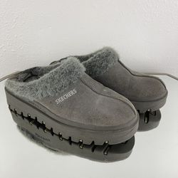SKECHERS Vintage Y2K Grey Faux Fur Chunky Platform Lug Sole Cozy Clog Slides