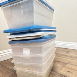storage containers 