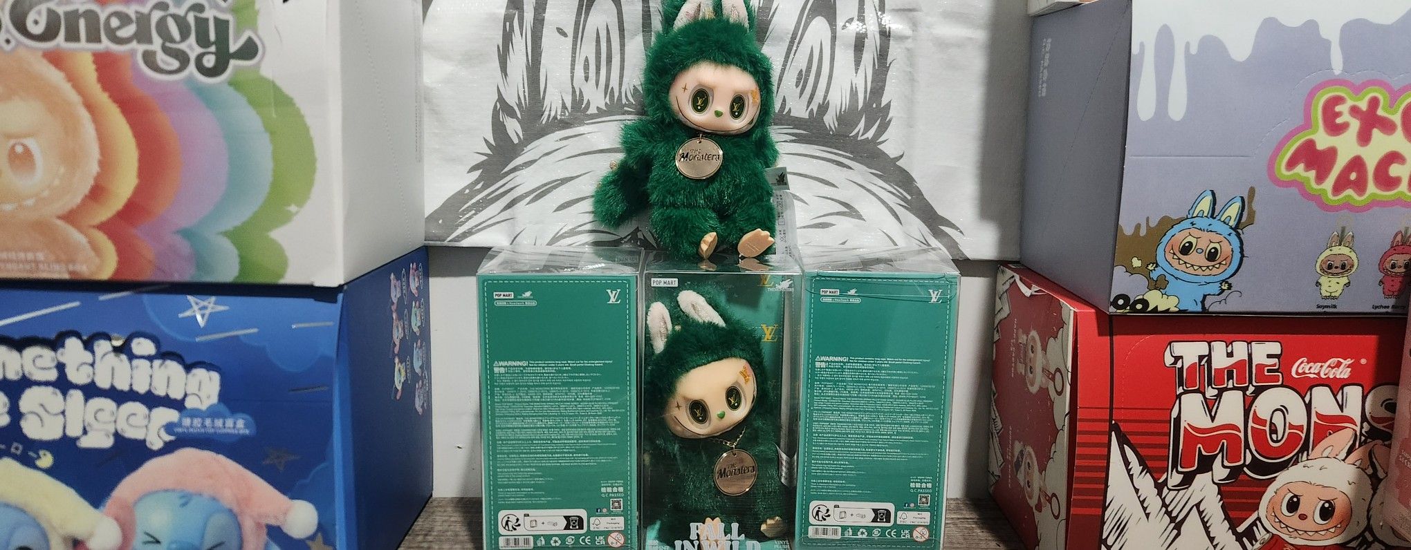 labubu especial edition L,V.