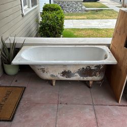 Free 1922 Iron Tub