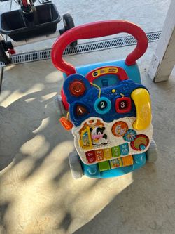 Baby walker toy