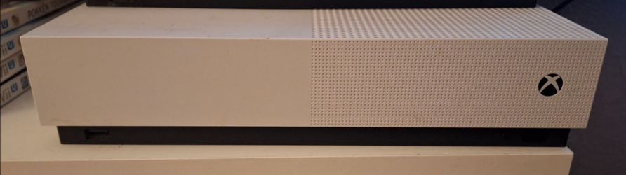 Xbox One S- hdmi port needs replaced