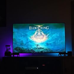 43inch LED Roku Flatscreen TV with Bell’O Glass Stand