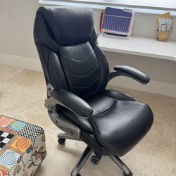 Executive Office Chair