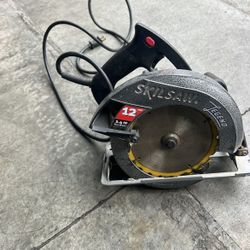 Skil Skilsaw Legend Model 5155 7 1/4" 12 Amp Corded Circular Saw