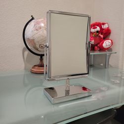 Vanity Mirror