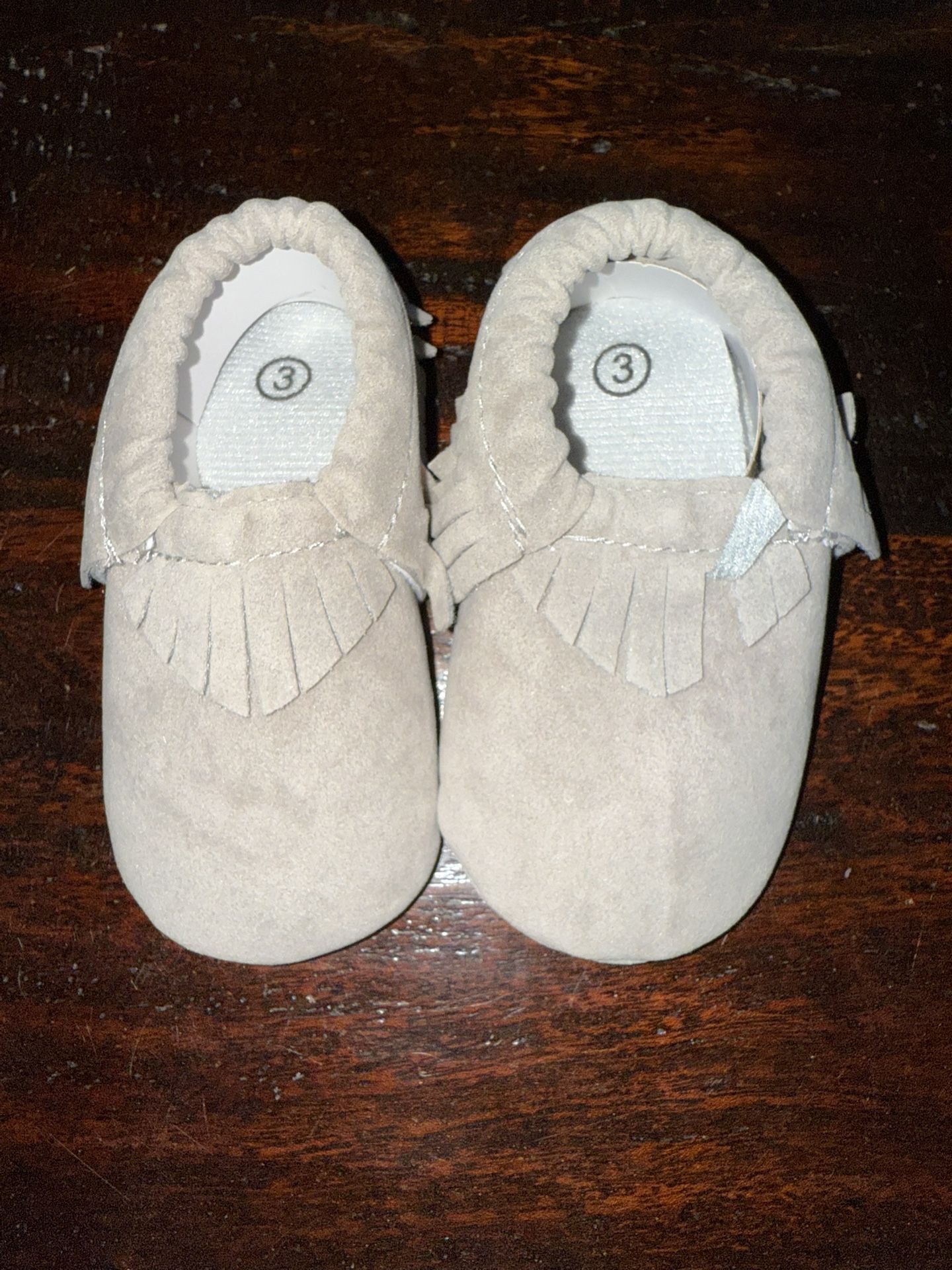 New Infant Girls/Boys Light Gray Moccasins Size 3
