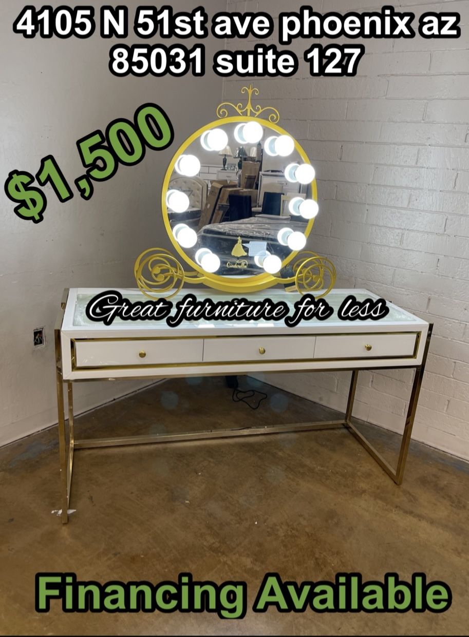 Impressions Glass Vanity With Cinderella Mirror Withe With Gold Brand New