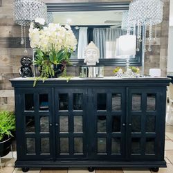 Gorgeous Large Sideboard Credenza