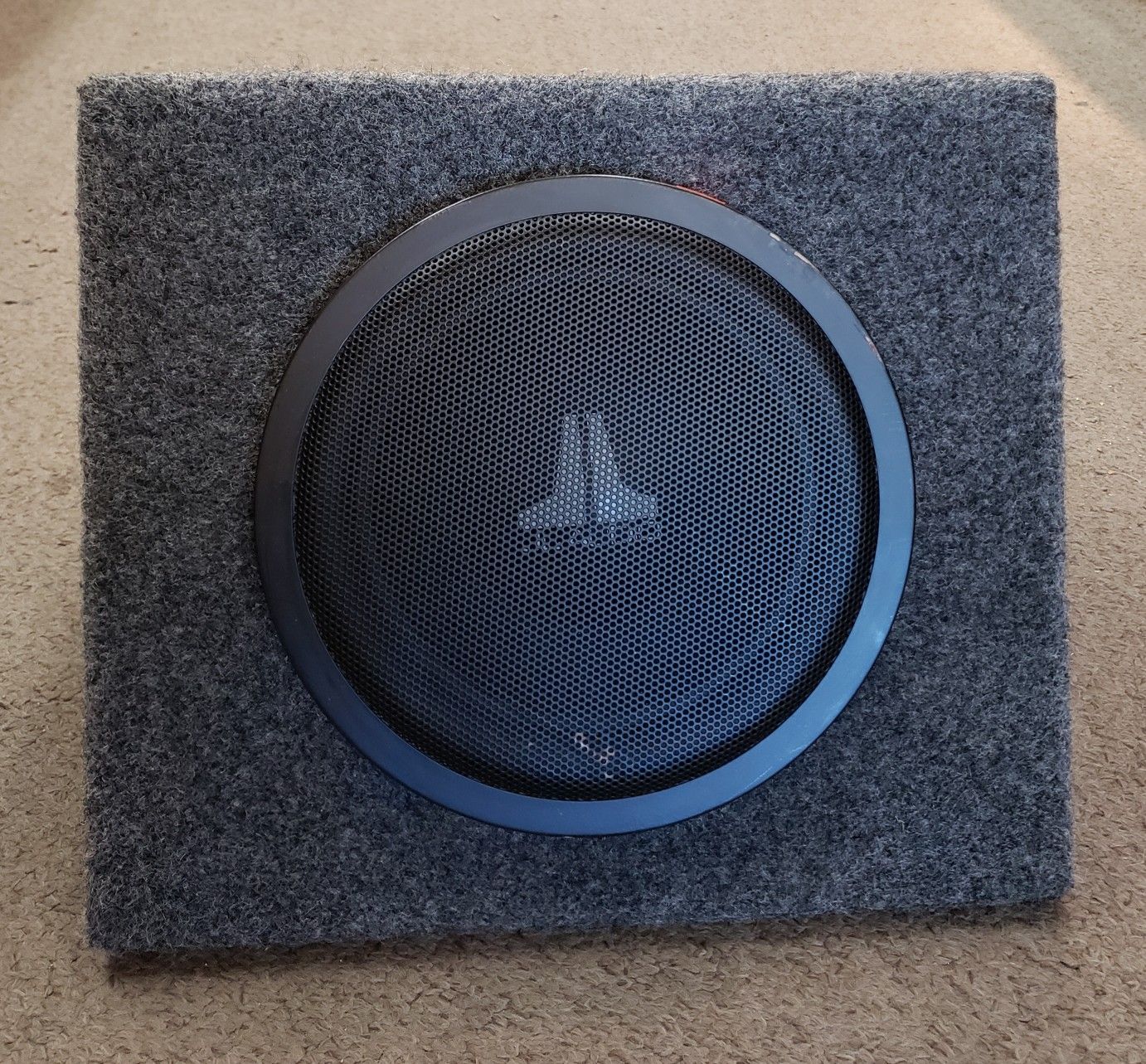 JL Audio 10-Inch 10w3-D2 Dual Voice Coil 250W Car Subwoofer, w/ Box, Working