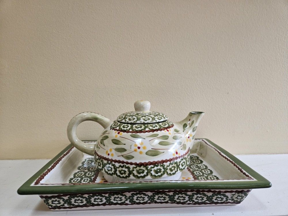 Temp‑tations Old World Green Teapot + Plate – Rare Set!