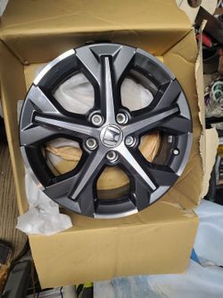 Set of 4 Honda rims near perfect condition