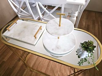 Gold mirrored top