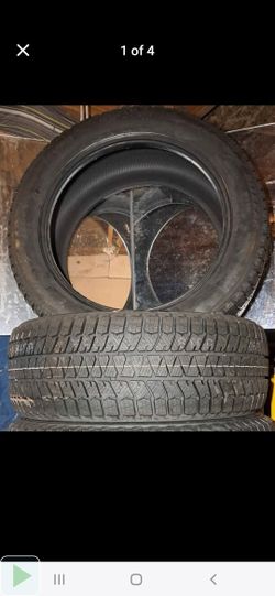Bridgestone Blizzak Winter Tires Studded 225/55 R18
