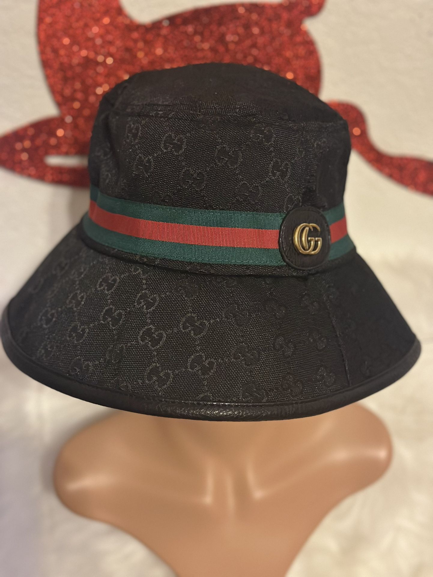 Gucci GG Logo Oblique Bucket Hat 