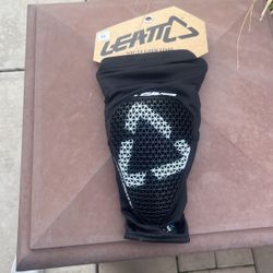Leatt Elbow Pads
