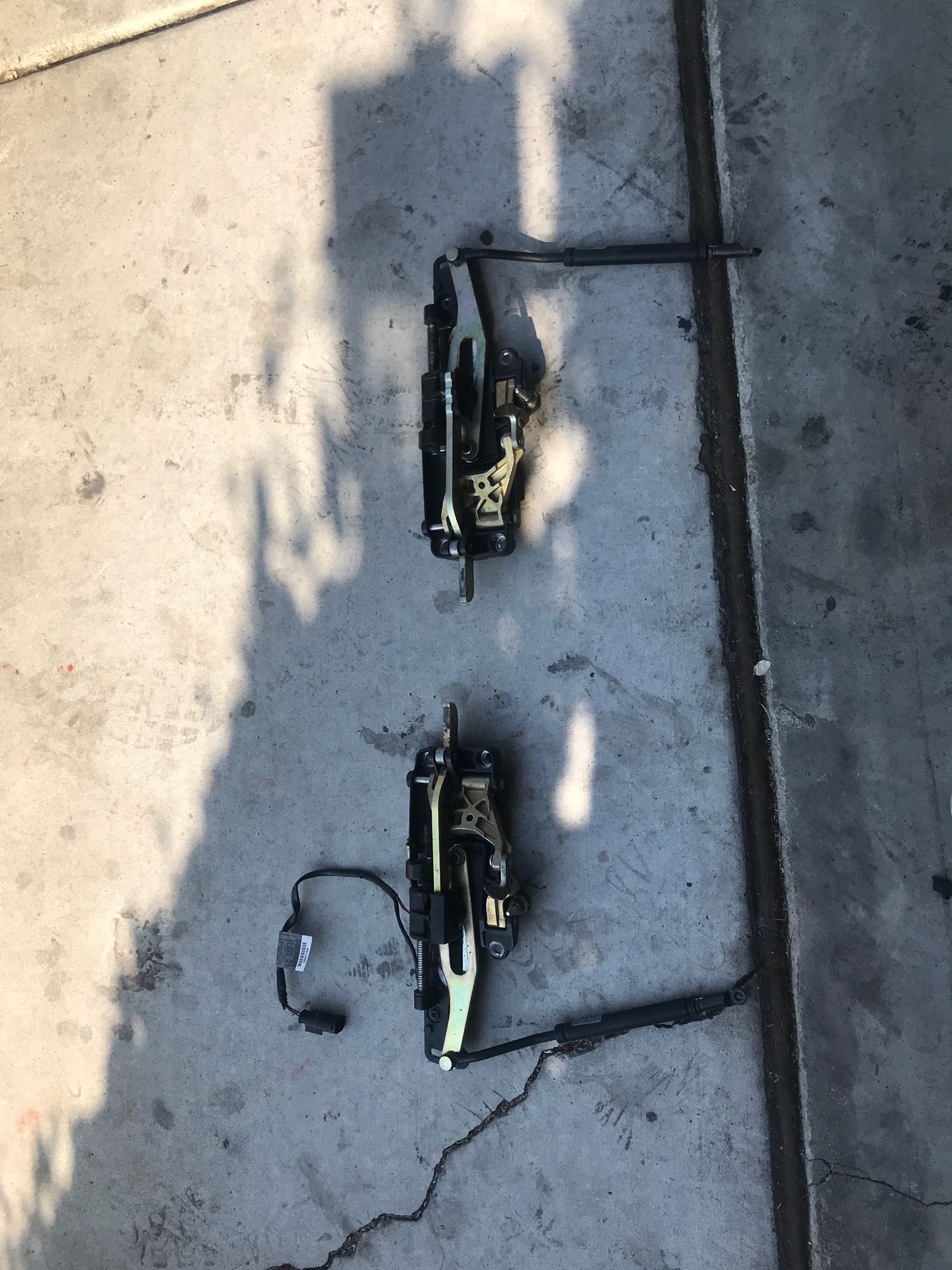 BMW e46 Convertible Top Latch Motor