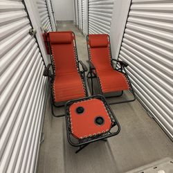 Zero Gravity Lounge Chairs With Table