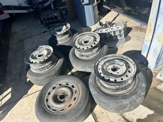 Crown Victoria Tires/Rims