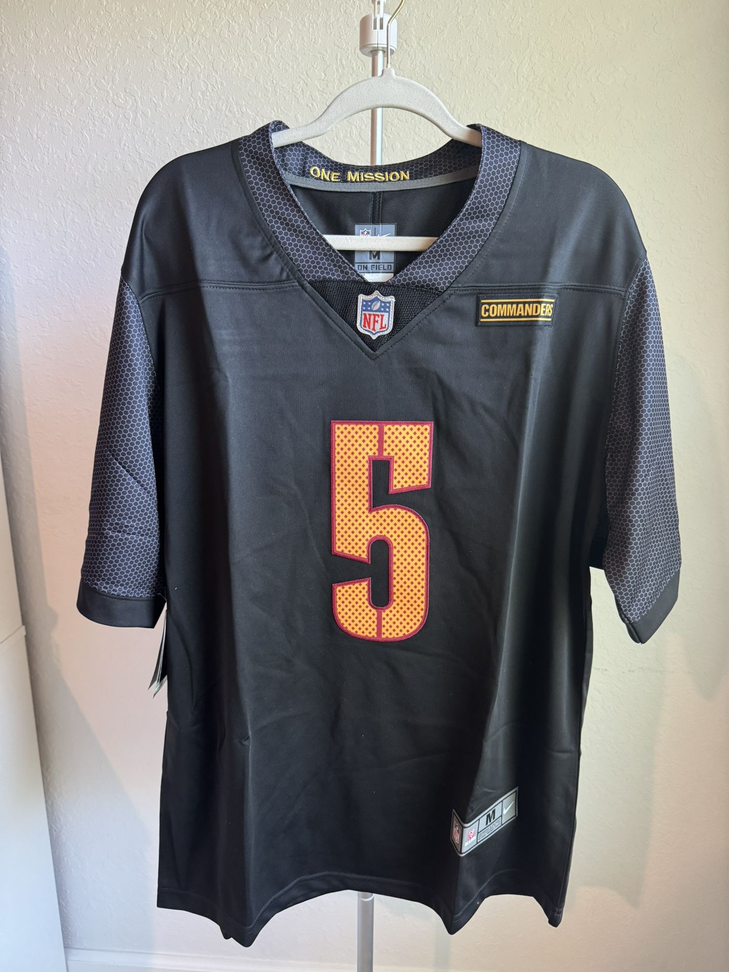 Jayden Daniels Jersey