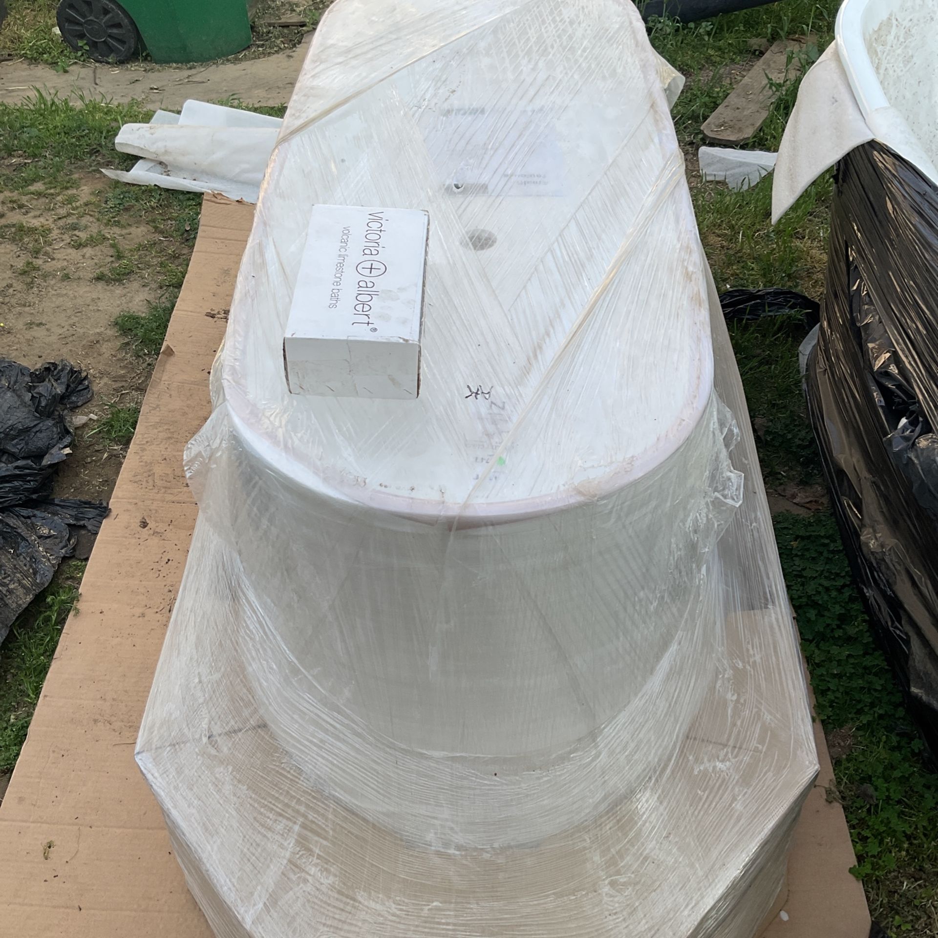 Victoria and Albert Volcanic Limestone Tub 71”x 31”
