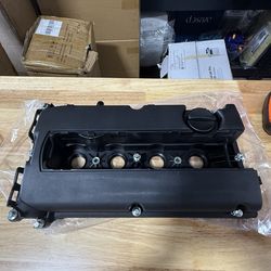 Engine Valve Camshaft Cover w/ Gasket & Bolt For Chevy Cruze Sonic 1.8L Aveo1.6L