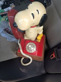 Snoopy and Woodstock rotary phone