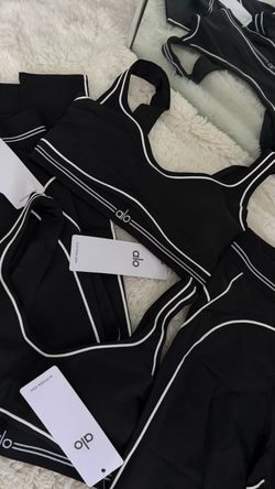 ALO SET BLACK