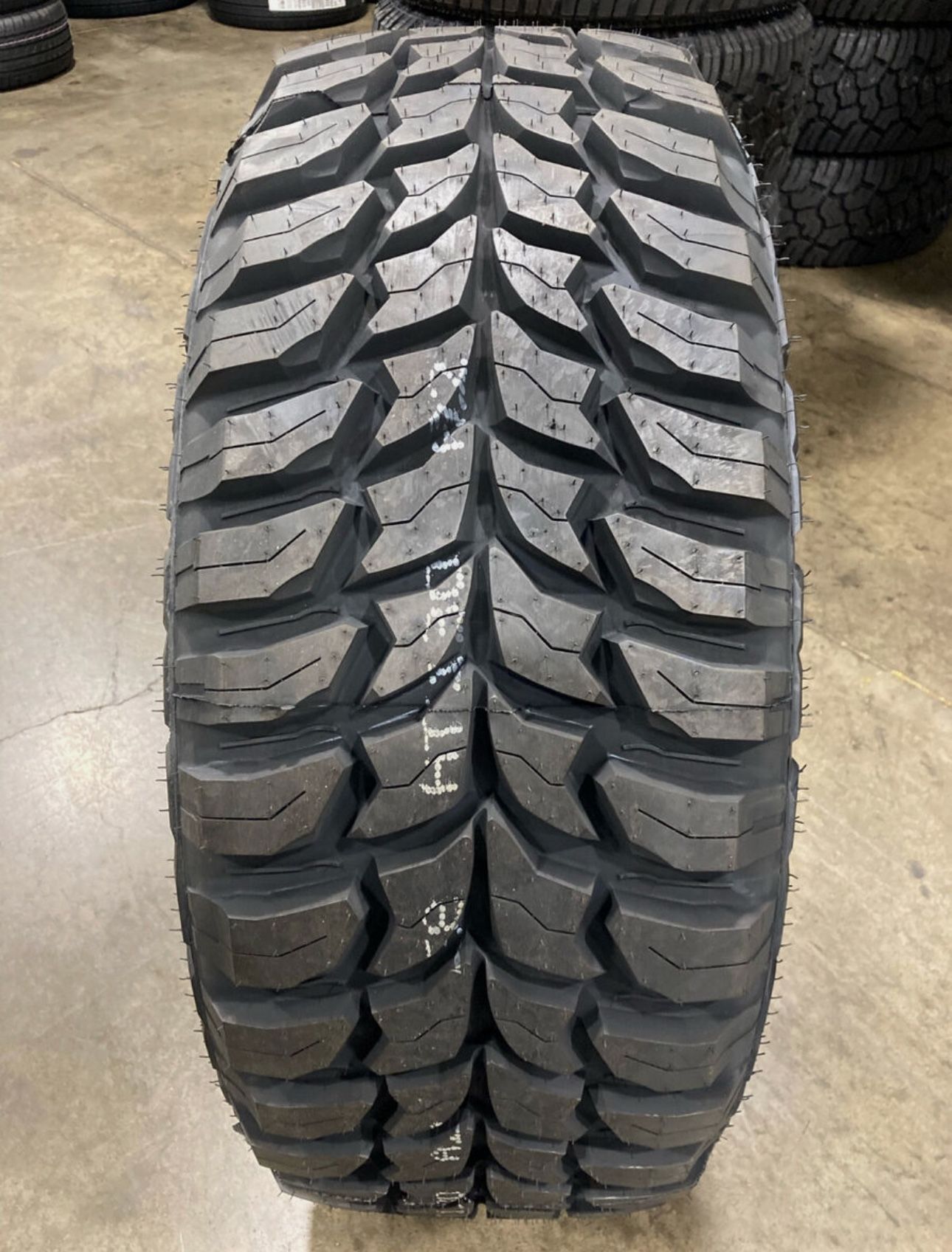 35x12.50R20 MT Tires - NEW