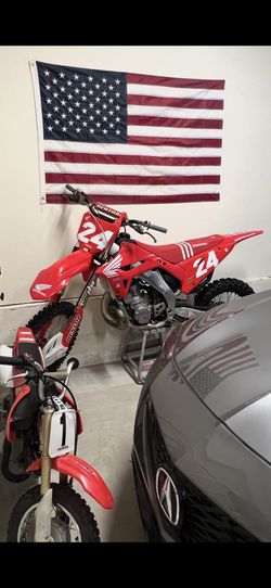 2002 Cr250 (2-stroke!)