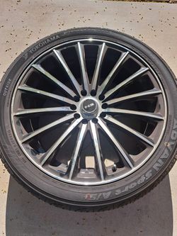 Yokohama Advance Spot A/S+245/R18 97Y