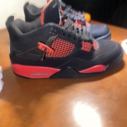 Jordan 4 Red Thunder Size 9