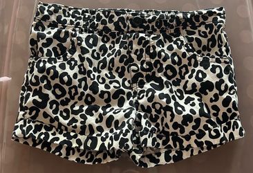 Gara animals baby girl shorts