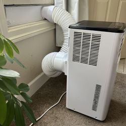 Portable AC Frigidaire